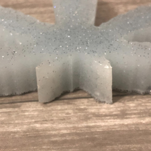 Leaf paper weight paper holder handmade with epoxy - Picture 3 of 5